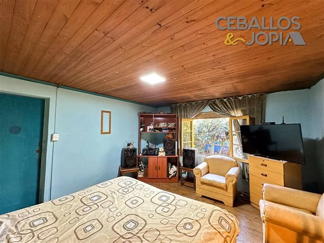 Casa en venta de 4 dorm. en Olmué