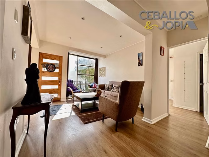 Casa en venta de 4 dorm. en Quilpué