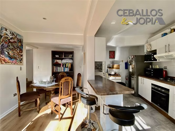 Casa en venta de 4 dorm. en Quilpué