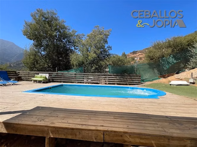 Casa en venta de 4 dorm. en Olmué