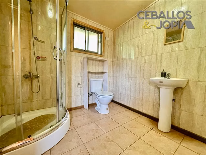 Casa en venta de 4 dorm. en Olmué