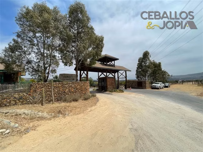 Casa en venta de 4 dorm. en Limache