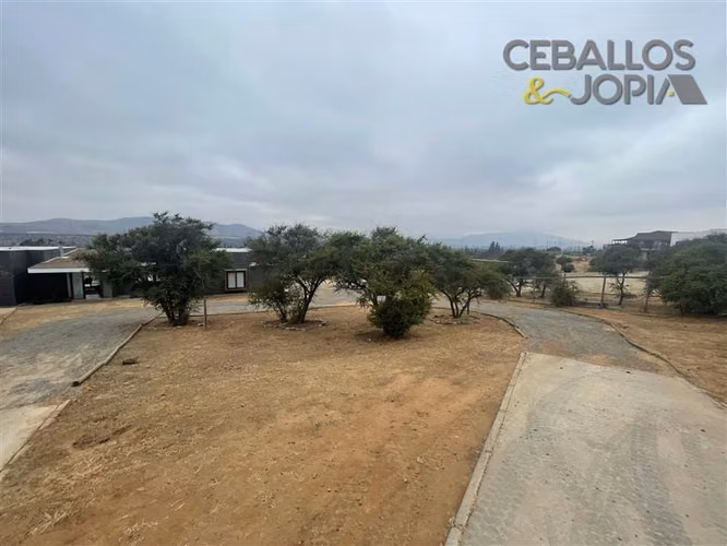 Casa en venta de 4 dorm. en Limache