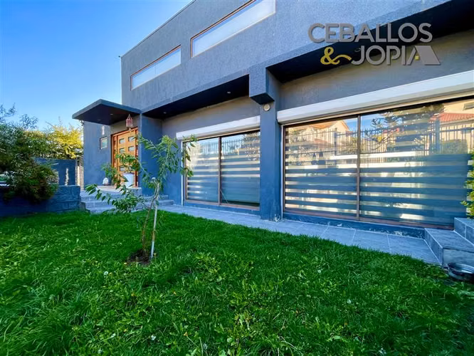 Casa en venta de 5 dorm. en Quilpué