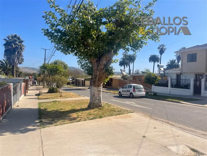 Casa en venta de 4 dorm. en Limache