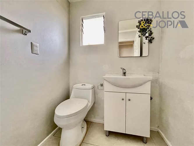 Casa en venta de 3 dorm. en Villa Alemana
