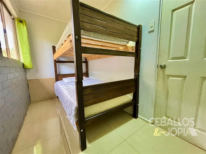 Casa en venta de 4 dorm. en Limache