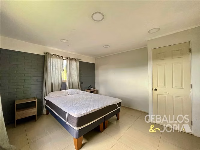 Casa en venta de 4 dorm. en Limache