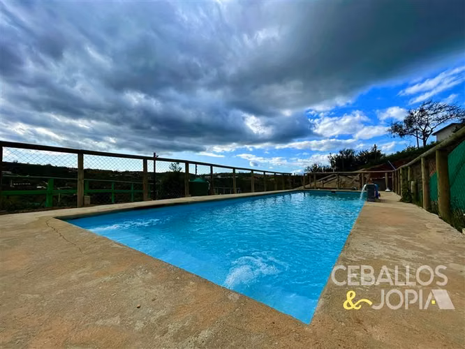 Casa en venta de 4 dorm. en Limache