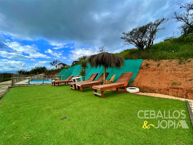 Casa en venta de 4 dorm. en Limache
