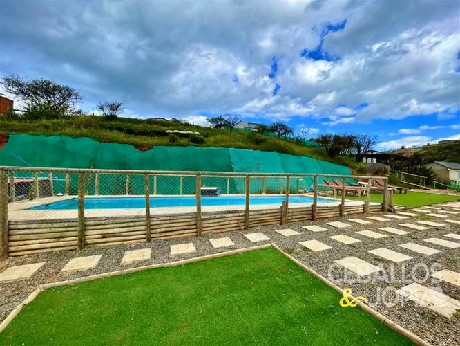 Casa en venta de 4 dorm. en Limache
