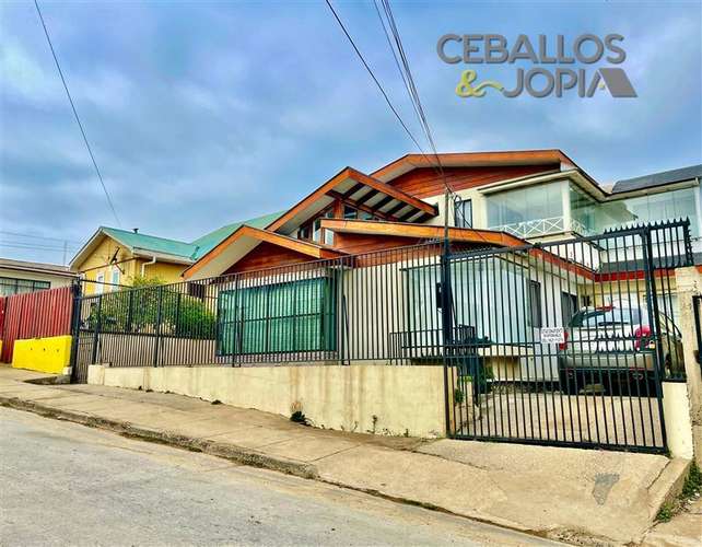 Casa en venta de 10 dorm. en Viña del Mar