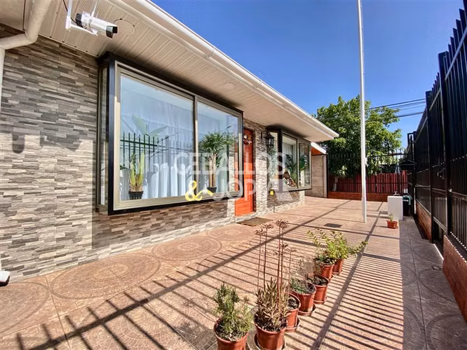 Casa en venta de 3 dorm. en Quilpué