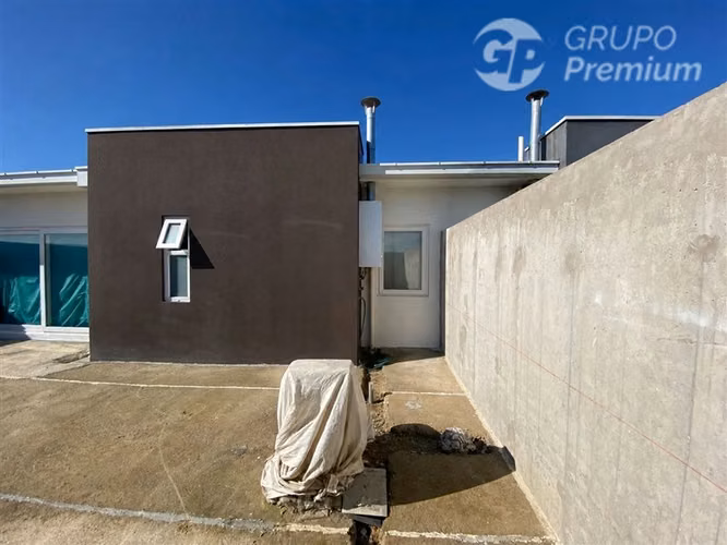 Casa en venta de 3 dorm.,termopanel en Villa Alemana