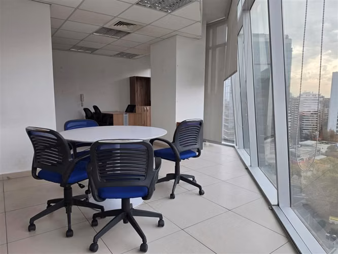 Oficina en Arriendo en Edificio Quantum