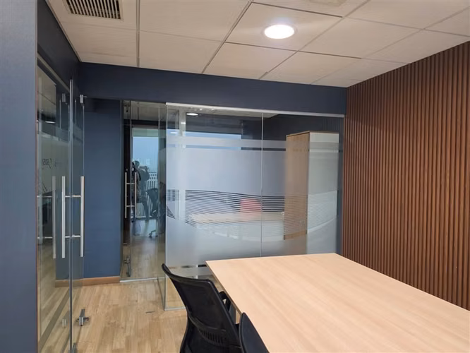 Arriendo Oficina en Edificio Quantum Manquehue