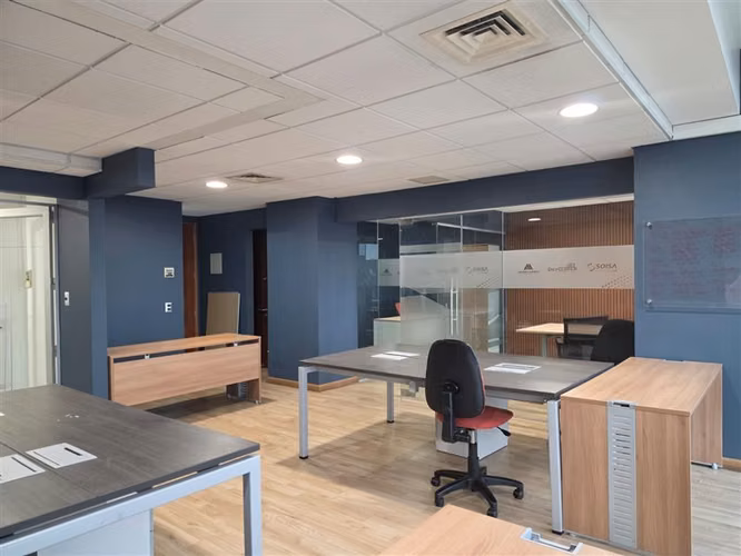 Arriendo Oficina en Edificio Quantum Manquehue