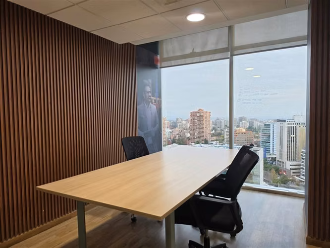Arriendo Oficina en Edificio Quantum Manquehue