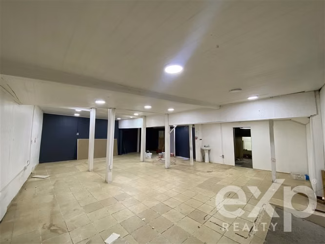 Arriendo Local Comercial esquina más dpto.en Fundo El Carmen