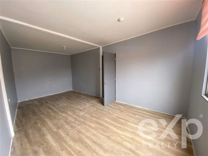 Arriendo Local Comercial esquina más dpto.en Fundo El Carmen
