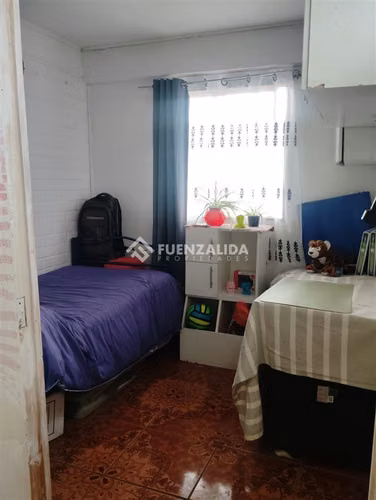 Casa esquina en venta de 3 dorm. amplio terreno Maipú
