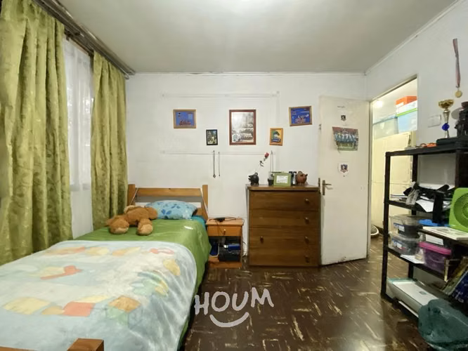 Casa en Avenida María Rozas Velásquez