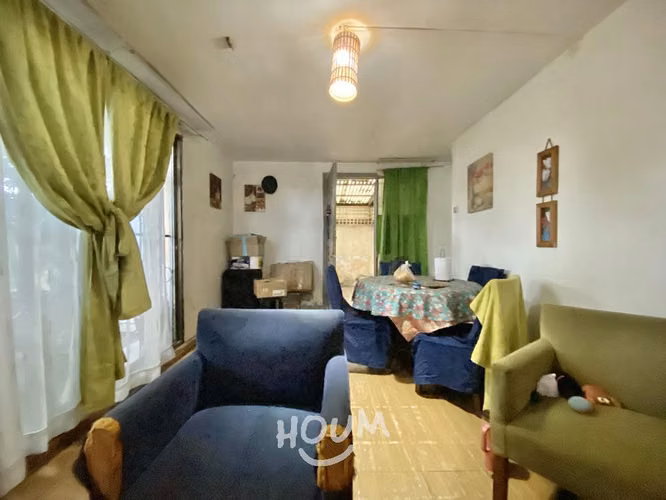 Casa en Avenida María Rozas Velásquez
