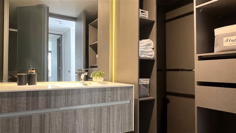 Exclusivo dpto. primer piso con Patio Privado - Imagen 13