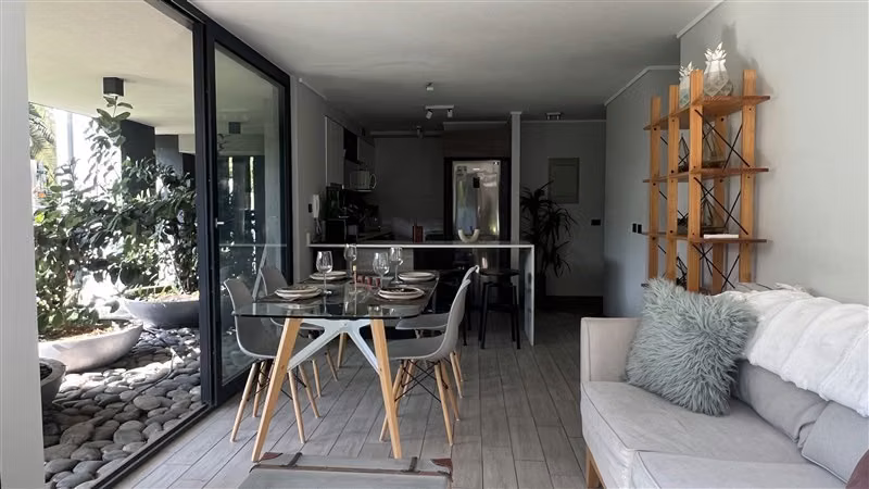 Exclusivo dpto. primer piso con Patio Privado - Imagen 6