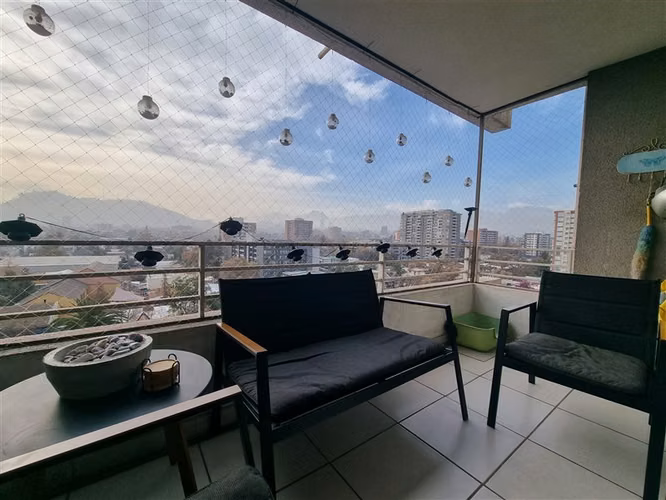 Departamento en venta de 3 dorm. 2baños, est y bod en Ñuñoa