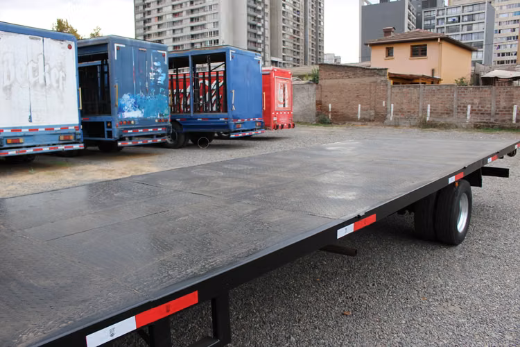 Camion Hino 300 XZU 8.5 SL año 2016 Plano Largo Facilidades