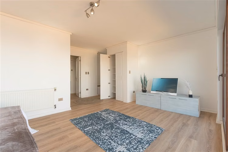Reñaca Depto Amplio, luminoso, con vista real al mar
