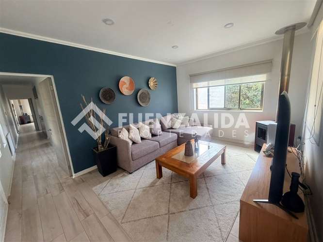 Exclusiva Casa en venta de 4 dorm. En Cerro Grande