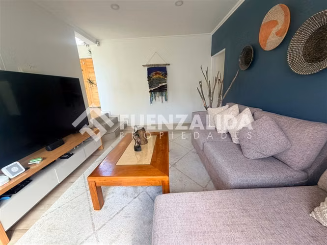 Exclusiva Casa en venta de 4 dorm. En Cerro Grande
