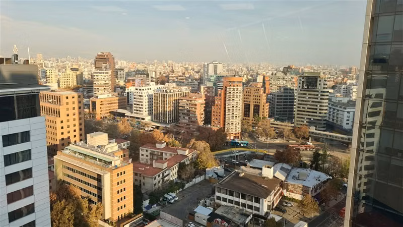Oficina Arriendo Las Condes 270 m2 Piso 19 completo 3b 4 Est - Imagen 6