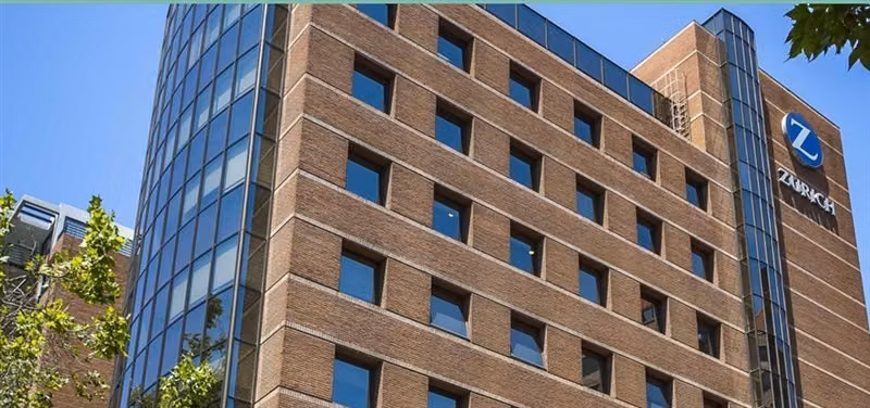 Arriendo OFICINA en Edificio Fidel Oteiza en Providencia