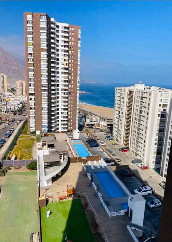 Venta Excelente Departamento . Brisas del Sur I.