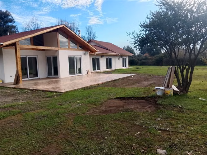 Parcela en arriendo en Pirque