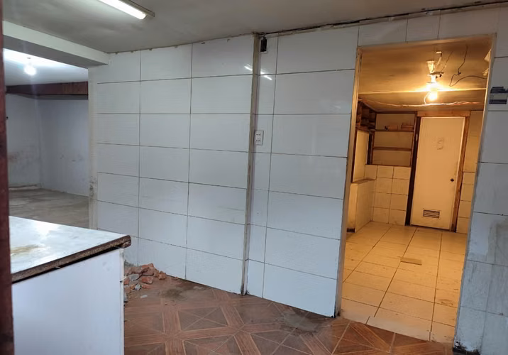 Se VENDE Local comercial en Renca centro