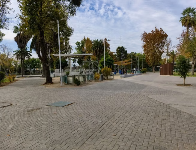 Se VENDE Local comercial en Renca centro