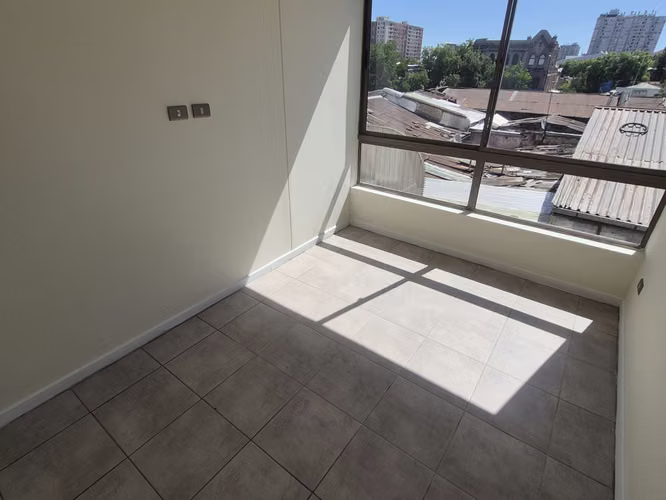 2 DORM GRANDES con ESTACIONAMIENTO a PASOS metro MATTA