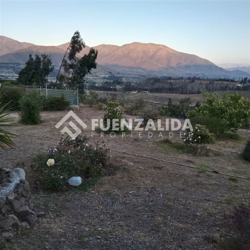 Parcela con casa y 1 cabaña en venta en La Serena
