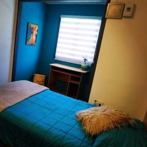 Arriendo Habitación Mujer