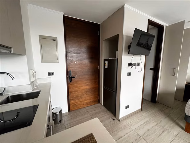 Departamento AMOBLADO en arriendo de 1 ambiente. en Macul