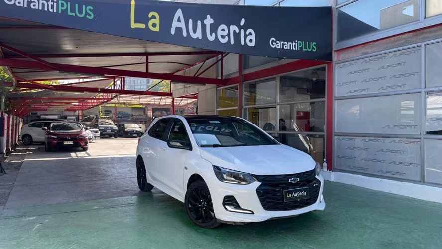 Chevrolet Onix 1.0T MT (2022)