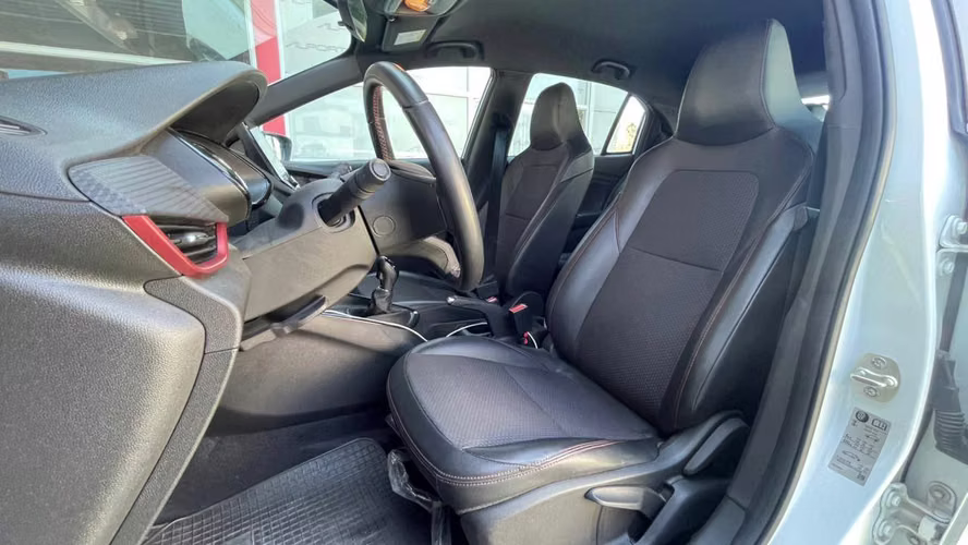 Chevrolet Onix 1.0T MT (2022)