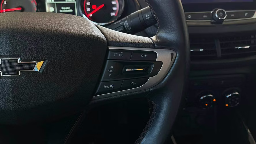 Chevrolet Onix 1.0T MT (2022)