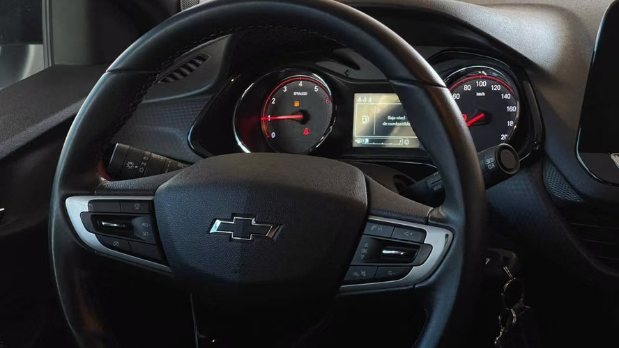 Chevrolet Onix 1.0T MT (2022)