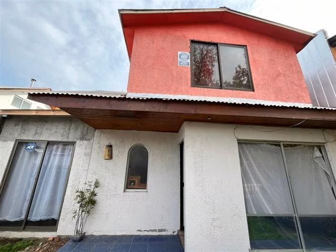 CASA TALCA SUR PONIENTE 3D 1B A 6 CUADRAS DEL MALL GO FLORID