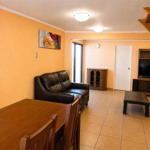 OPORTUNIDAD CASA FAMILIAR con 4 dorm y 3 baños Jardin Alto